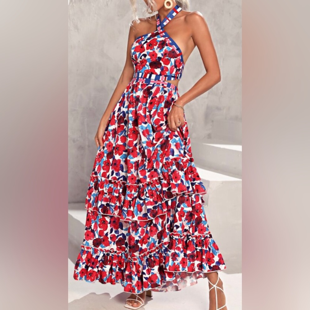 ✨FLATTERING✨ SHEIN Allover Floral Print Backless Layered Hem Maxi Halter Dress